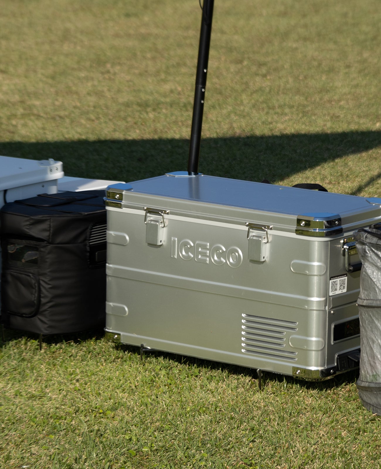 ポータブル冷蔵庫スタンド | ICECO
